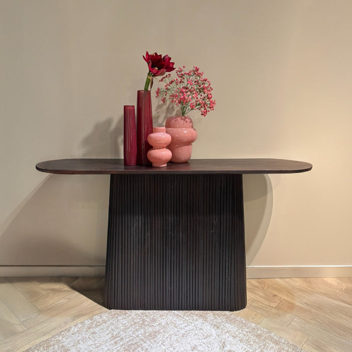 Salvator Walnut Bijzettafel 140cm