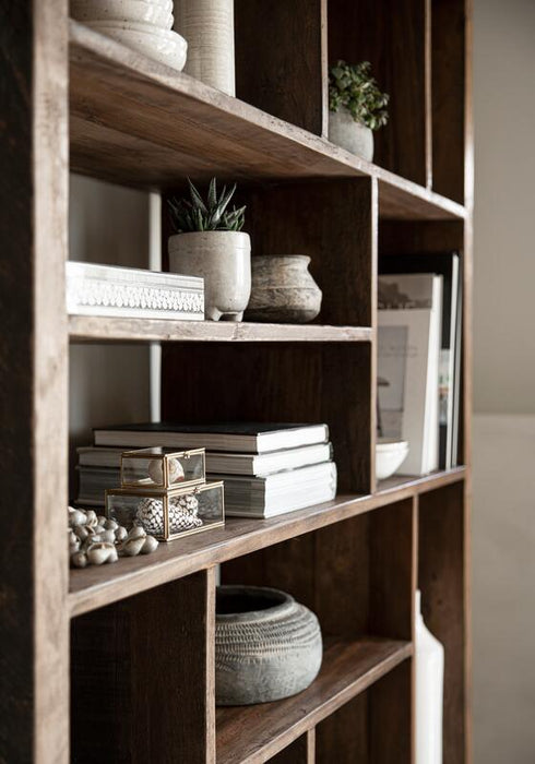 Timber Boekenkast met 13 Open Vakken