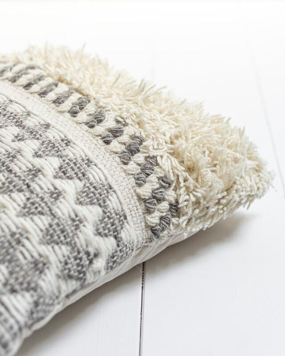 Cushion Aura