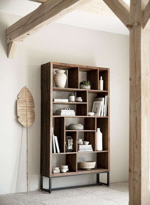 Bookrack Timber - Boekenkast met 13 open vakken