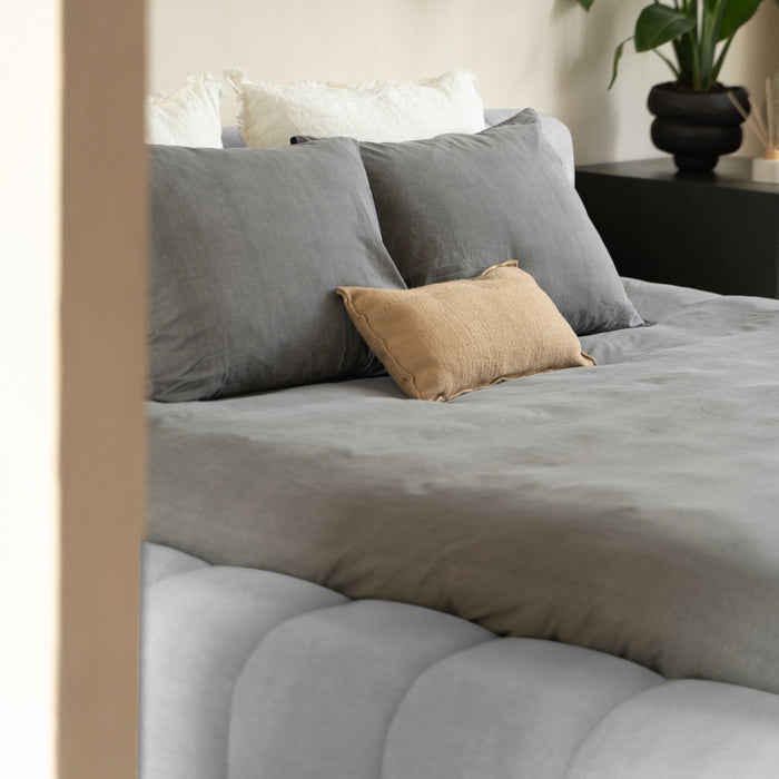 Designbed Adore Classic 180x200 Grijs - Zonder Matras